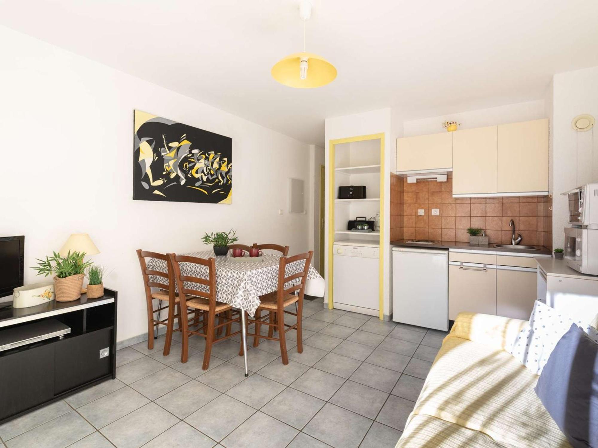 T2 Avec Jardinet, Parking Et Casier A Skis, Quartier Thermal, Proche Telecabine, 2 Etoiles - Fr-1-296-171 Apartamento *